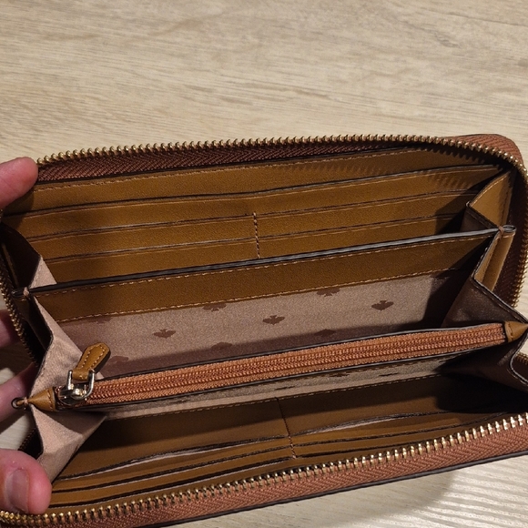 Kate Spade Tan Leather Backpack and Matching Wallet - Picture 5 of 5